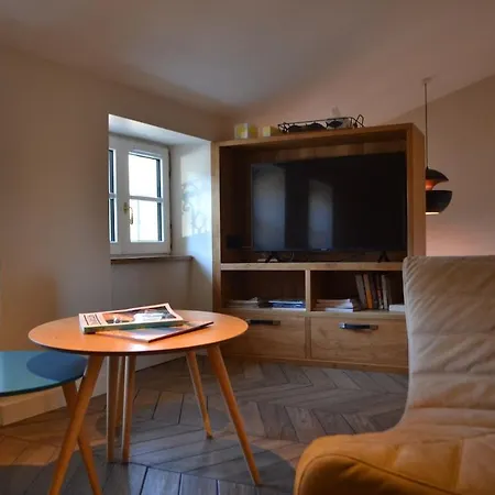 شقة En Duplex Vue Sur غريمو